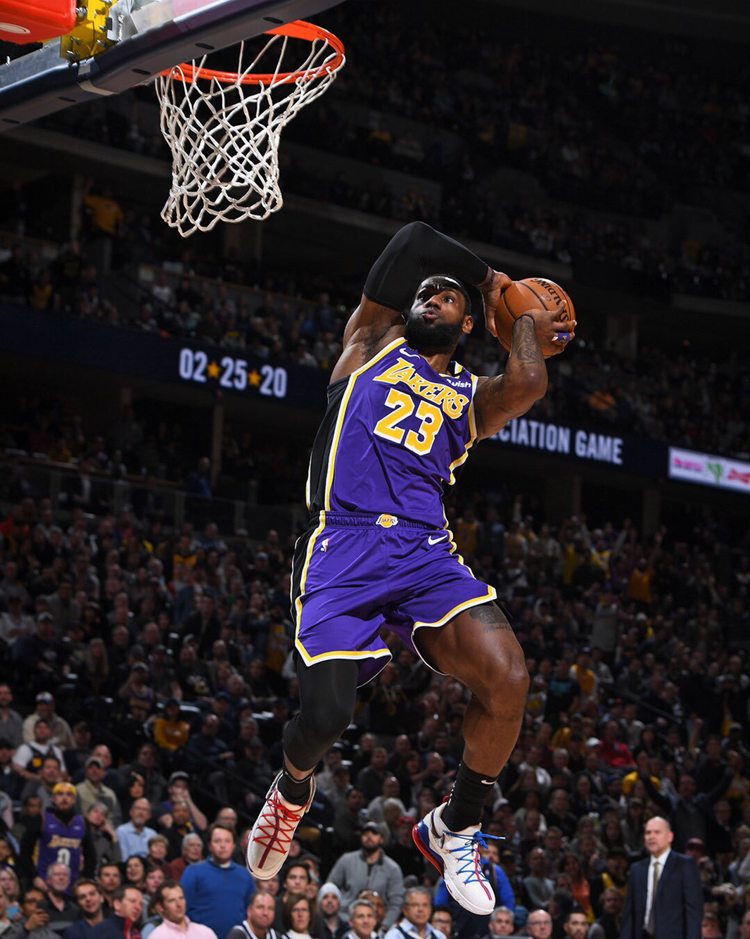 乔治和卡瓦 乔治和卡瓦